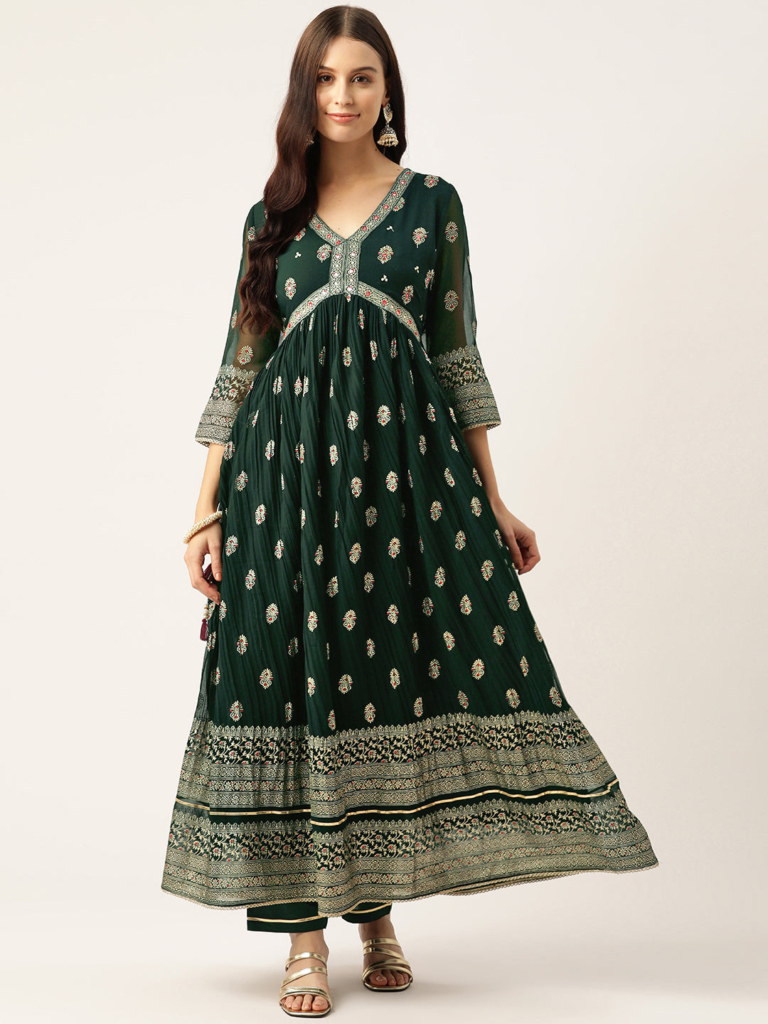 Ethnic Motifs Embroidered Empire Sequinned Kurta with Trousers