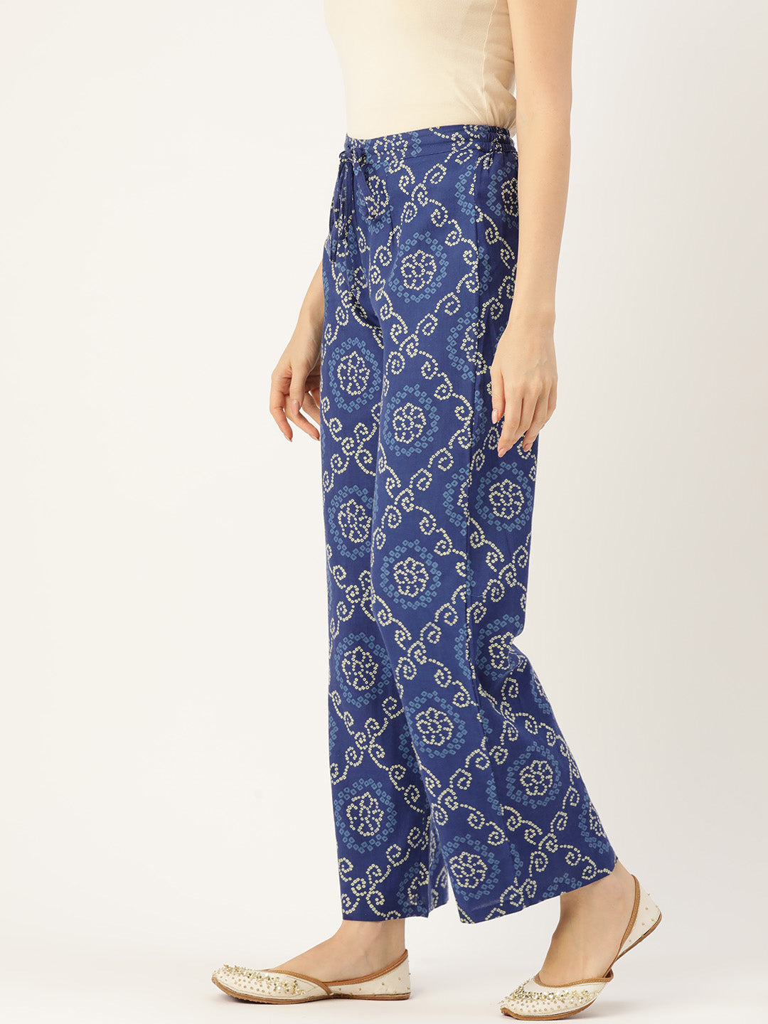 Women Ethnic Motifs Printed Smart Straight Fit Trousers