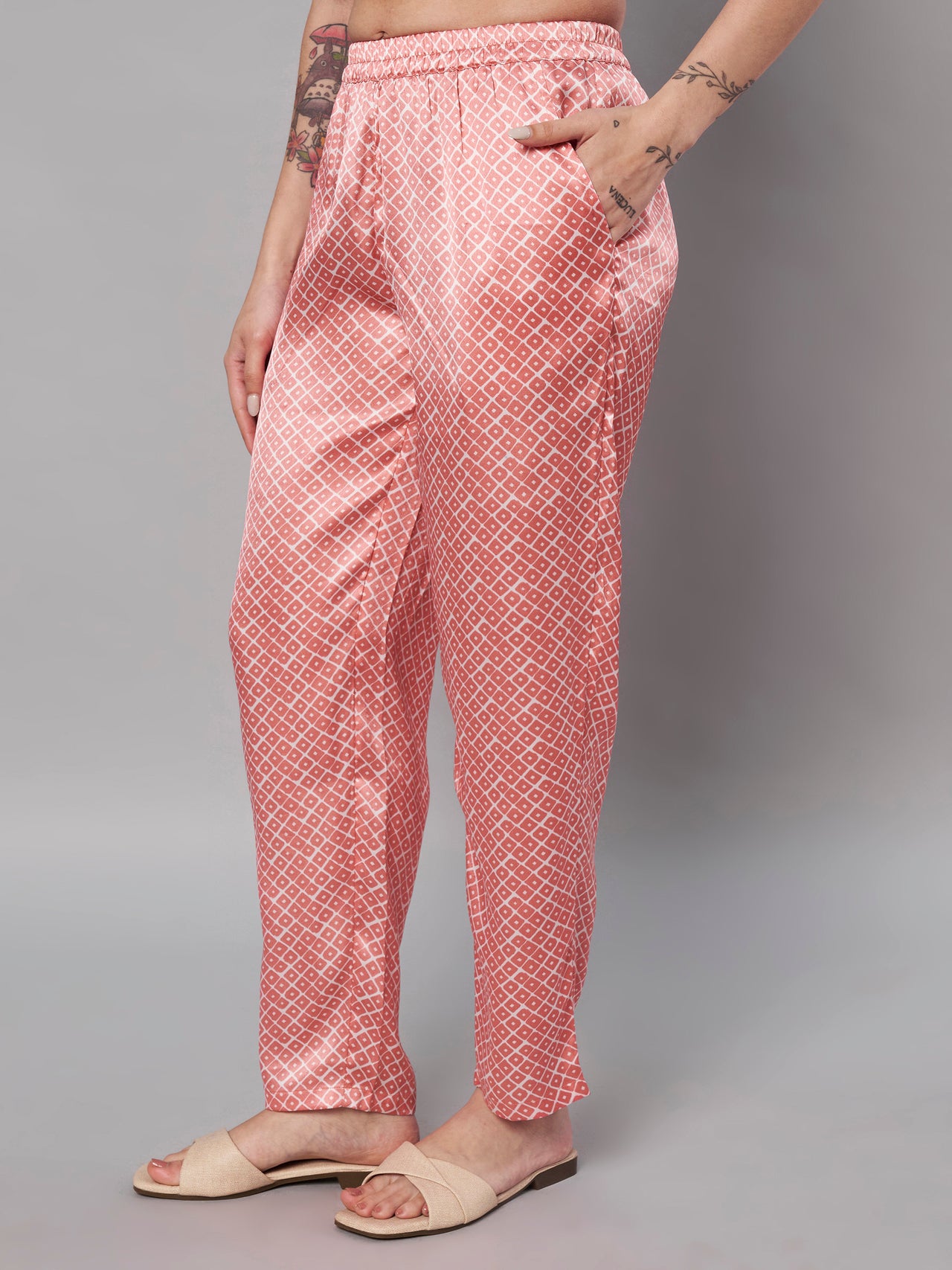 Geometric Printed Trousers for women