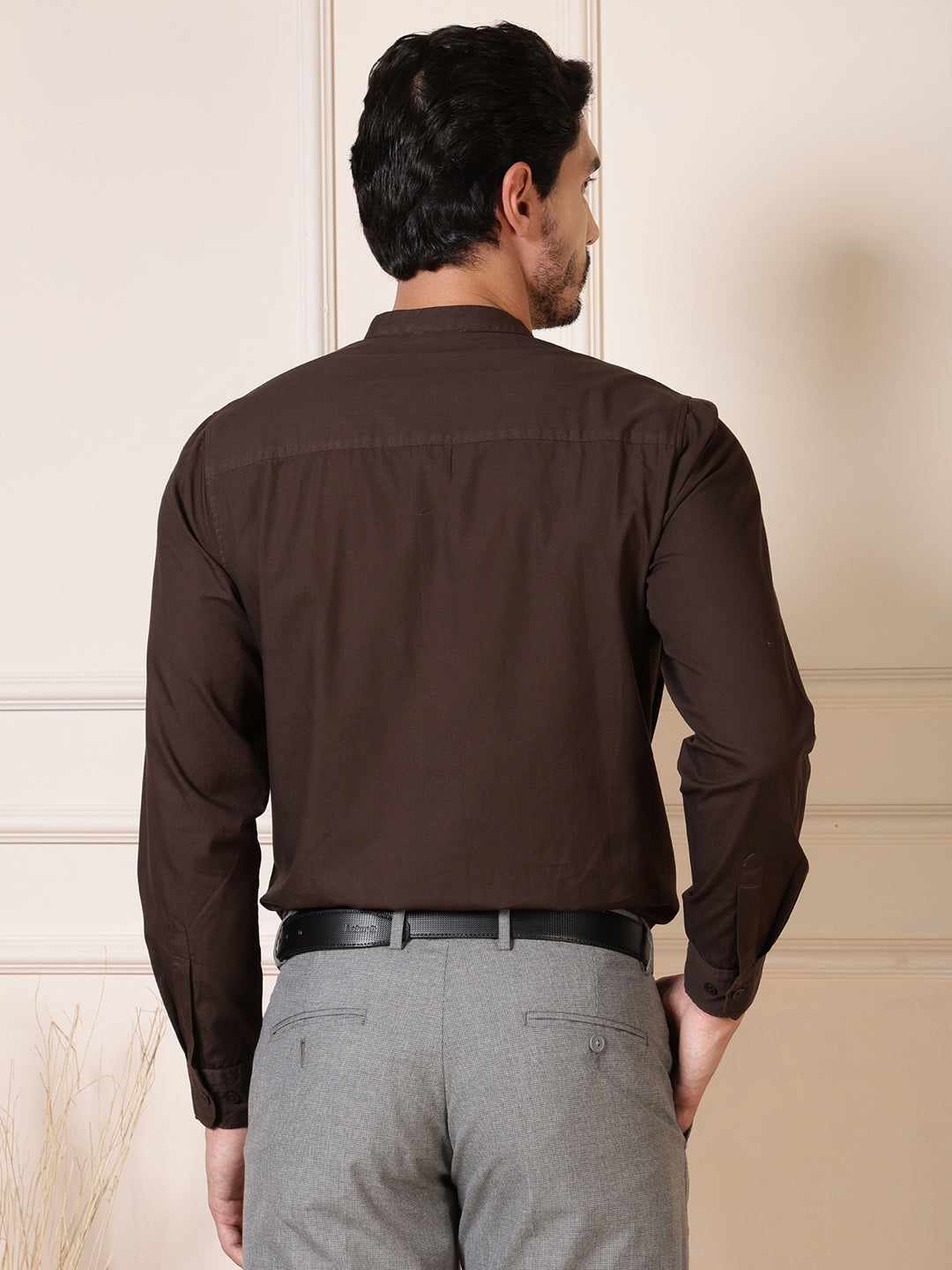 Men Brown Solid Cotton Casual Shirt Full Sleeve Regular Fit Everyday Wear
