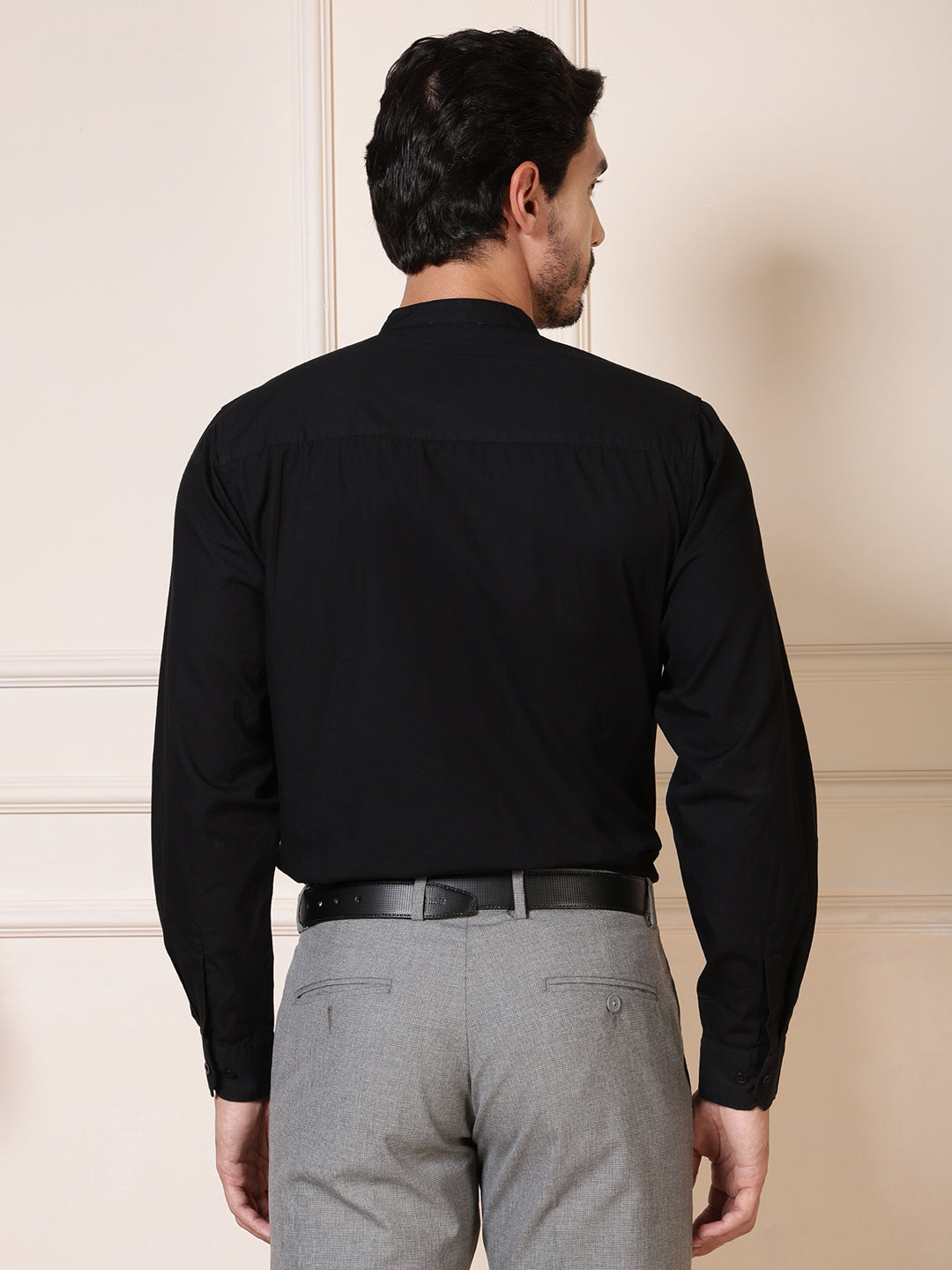 Men Black Solid Cotton Casual Shirt Full Sleeve Regular Fit Everyday Wear