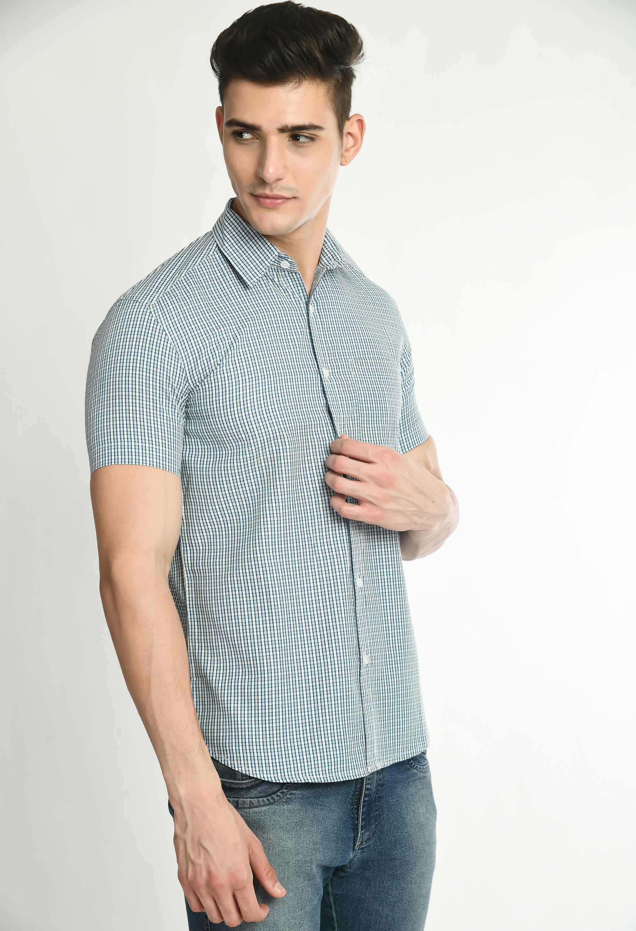 Men's Green PV Half Sleeves Checks Shirt