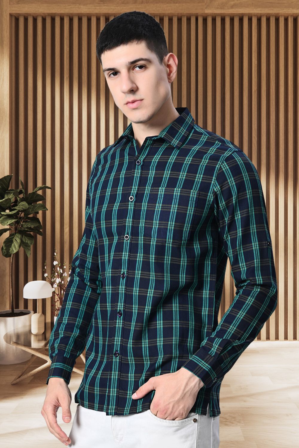 Men Standard Opaque Checked Casual Shirt