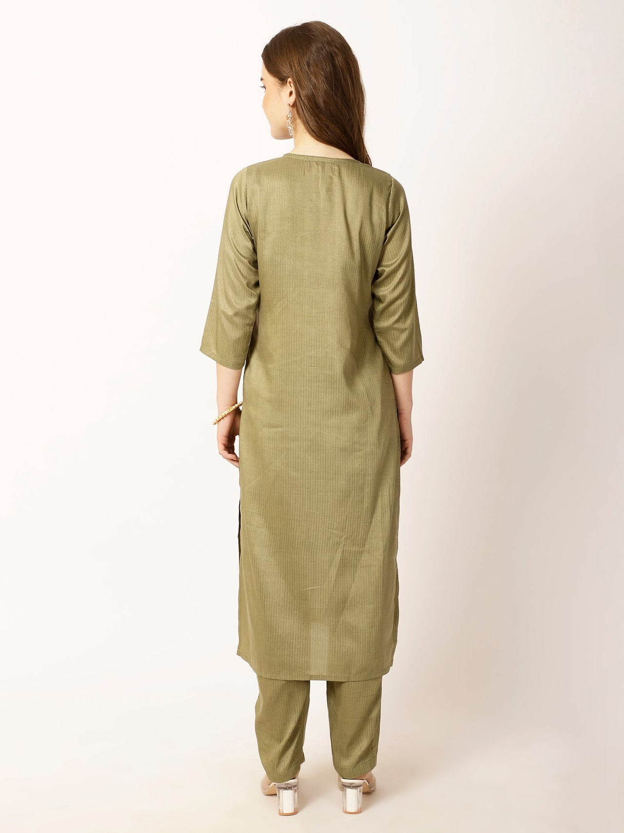 Ethnic Motifs Yoke Design Regular Sequinned Kurta with Trousers - RueCollections