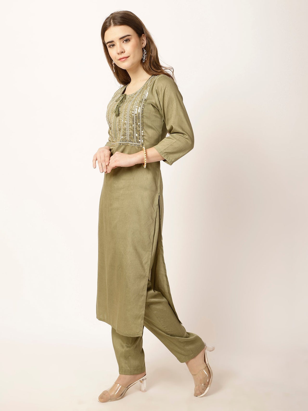 Ethnic Motifs Yoke Design Regular Sequinned Kurta with Trousers - RueCollections