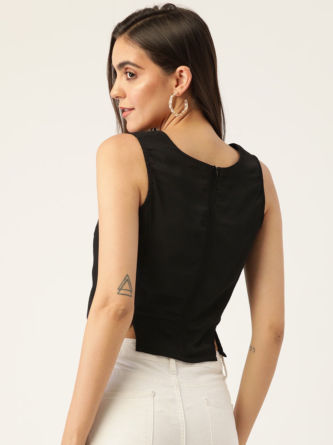 Women Black Solid Crop Top - RueCollections