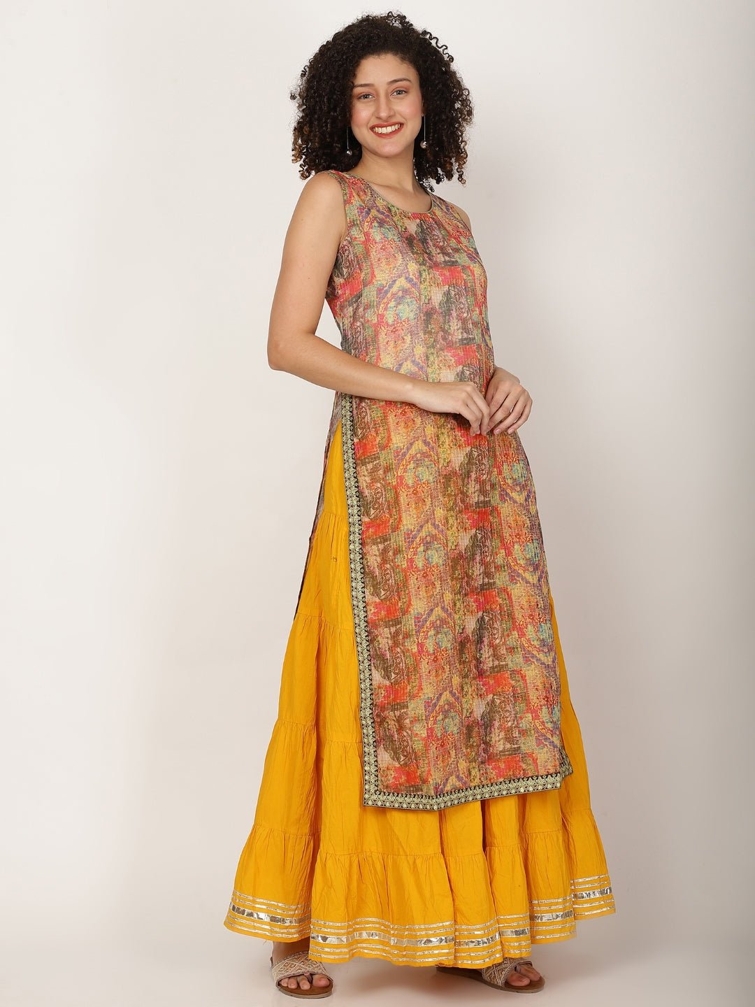 Women Floral Printed Kurta - RueCollections