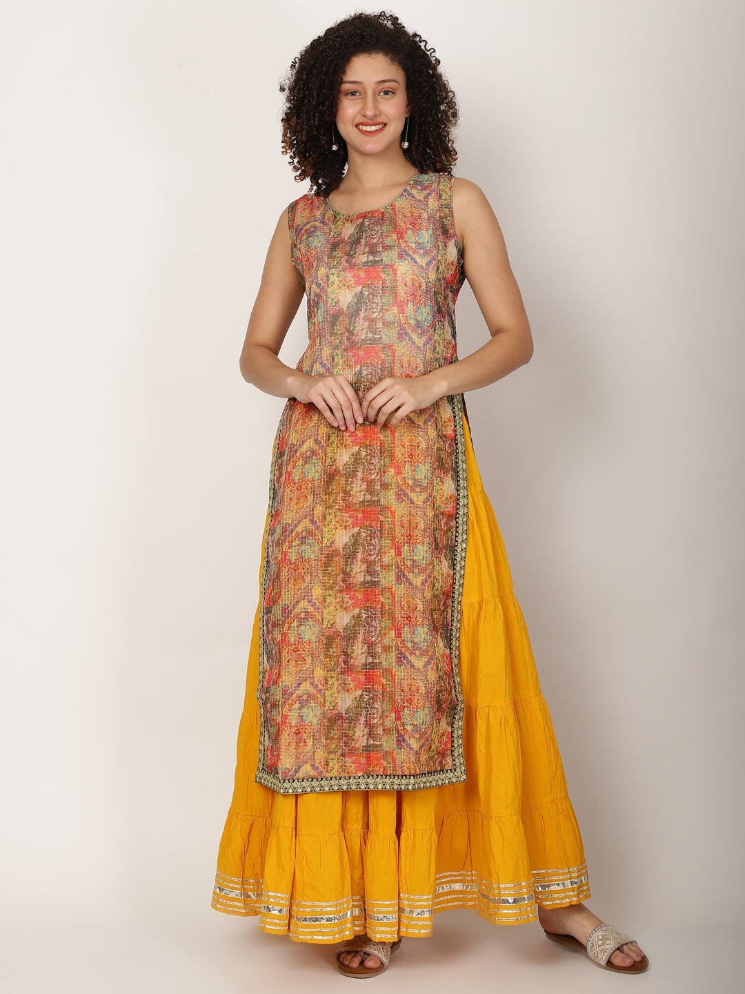 Women Floral Printed Kurta - RueCollections