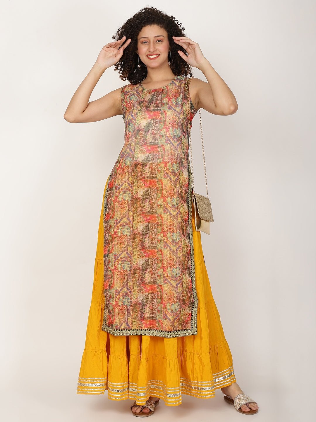 Women Floral Printed Kurta - RueCollections