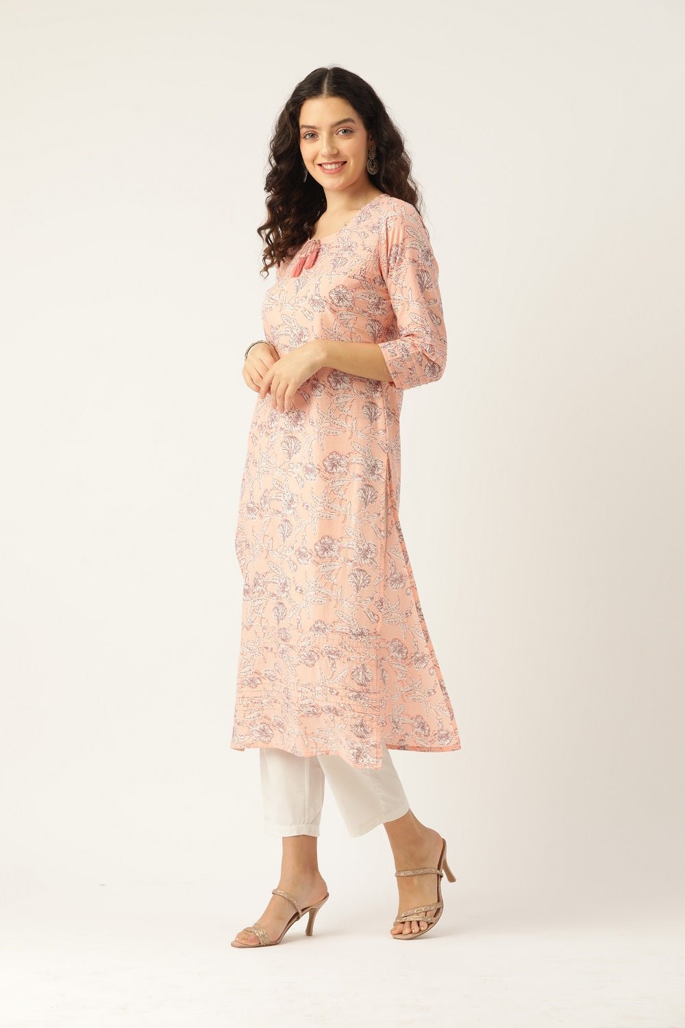 Women Peach Printed Pintuck Kurta - RueCollections