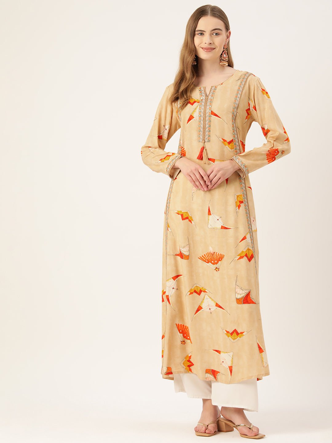 Women Quirky Printed Thread Work Kurta - RueCollections