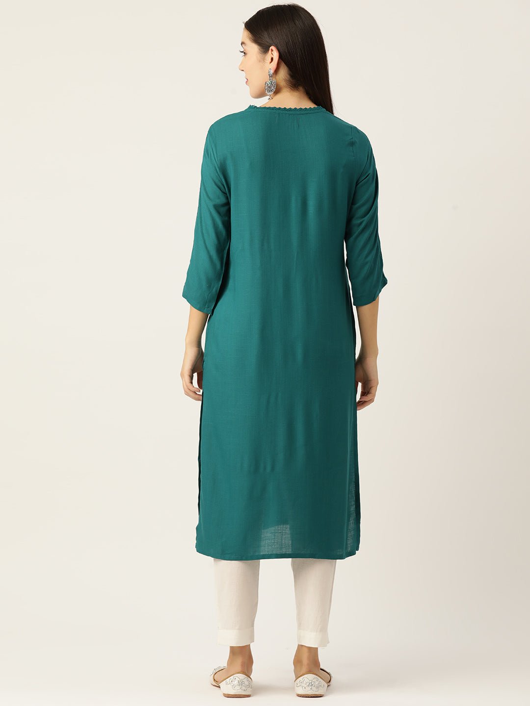 Women Solid Liva Straight Kurta - RueCollections