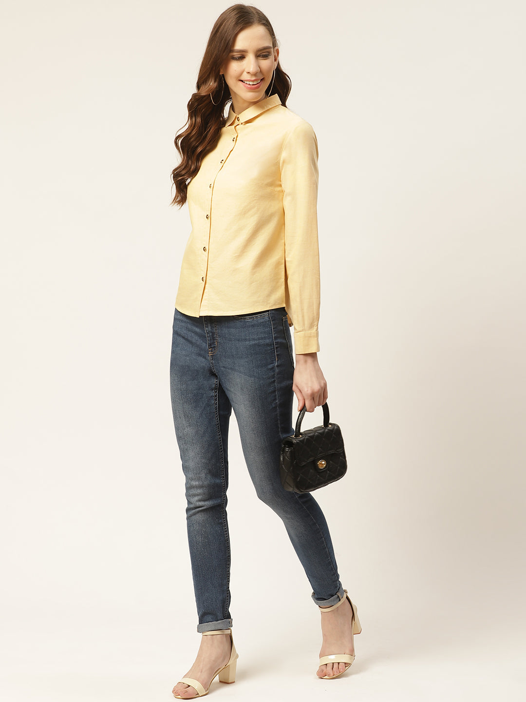 महिलाओं के लिए पीली सॉलिड प्योर कॉटन शर्ट 